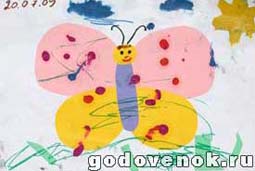 Бабочки - рисунок малыша пластилином